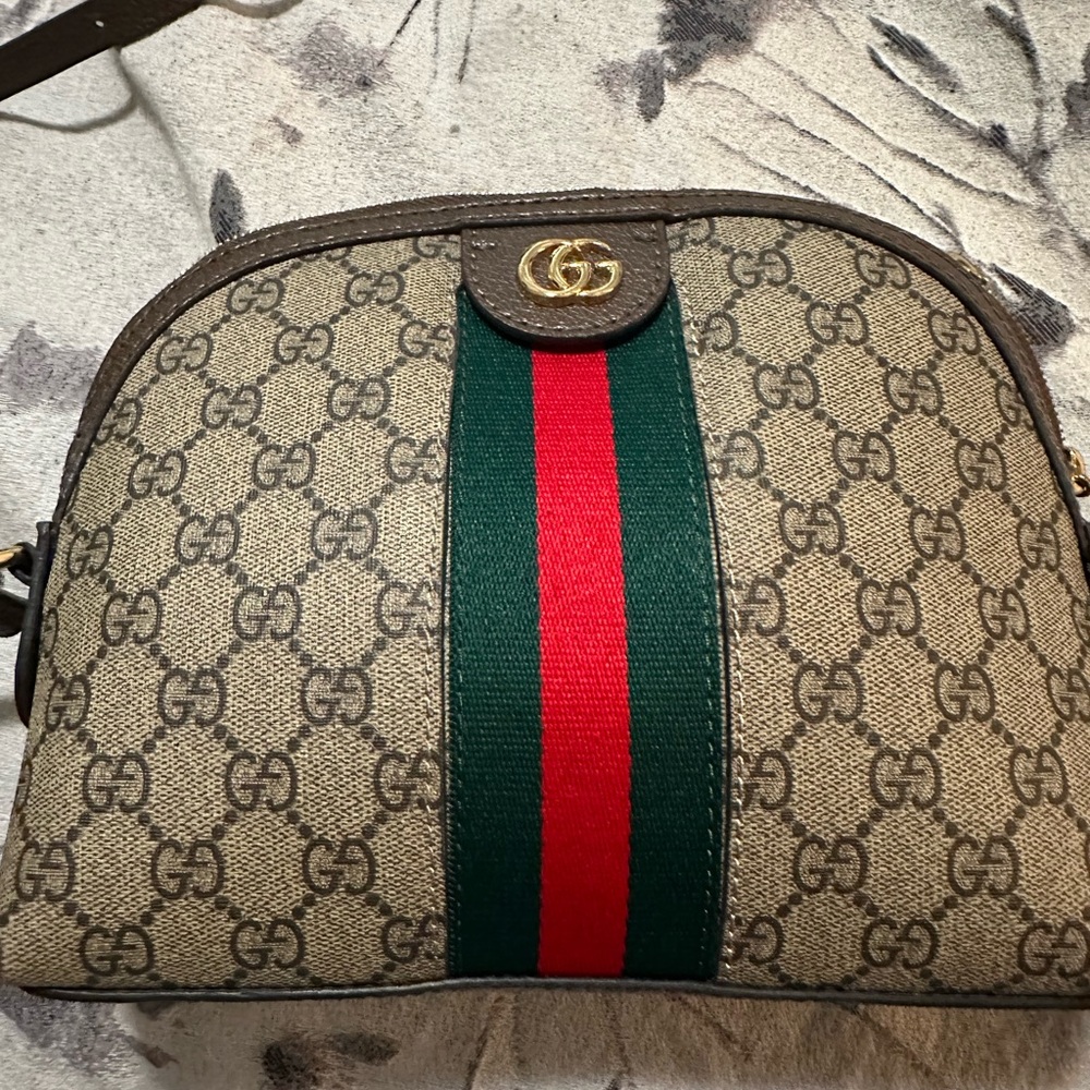 Super cute cross body purse brown in EUC